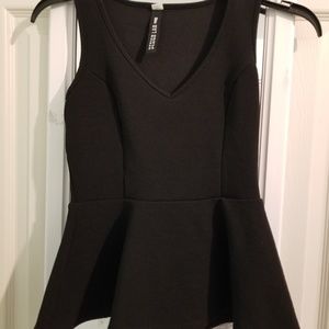 🌟3/$10 Lord and Taylor Empire Waist Top🌟